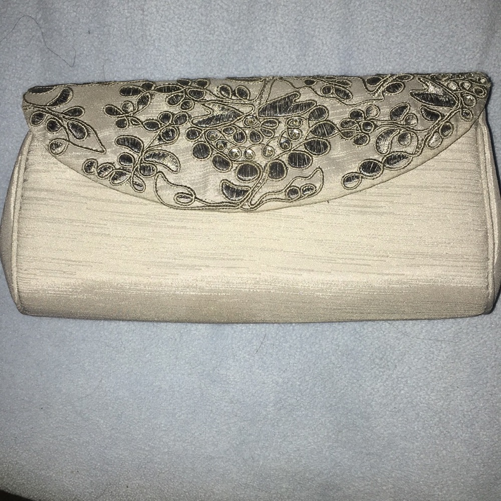 Light gray clutch or small purse